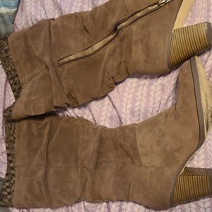 Boots size 11 Brown
